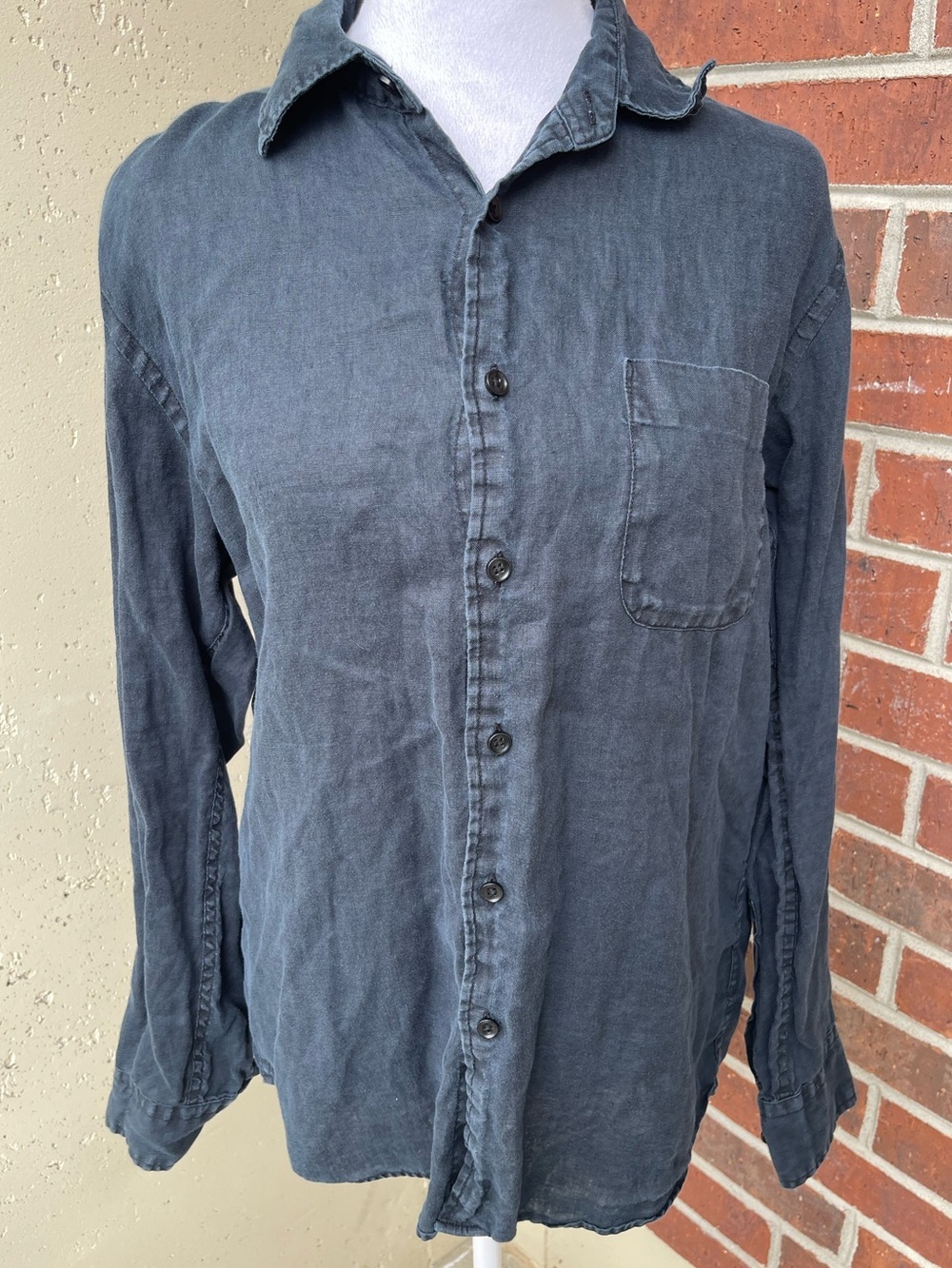 Uniglo Women’s Navy 100% Linen Long Sleeve Button Down Top Sz Small